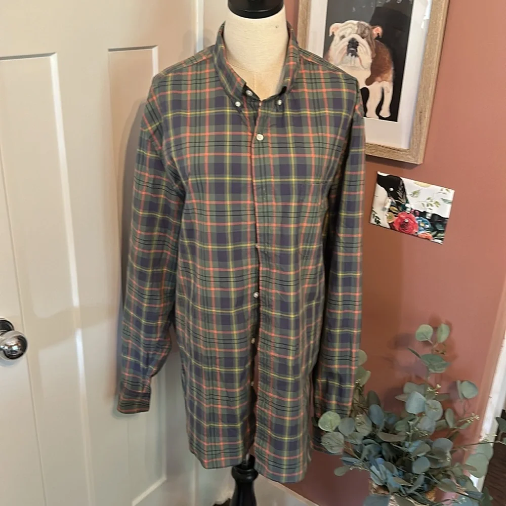 J.Crew Men’s plaid green blue 100’s 2-ply yarns Classic XL button down shirt